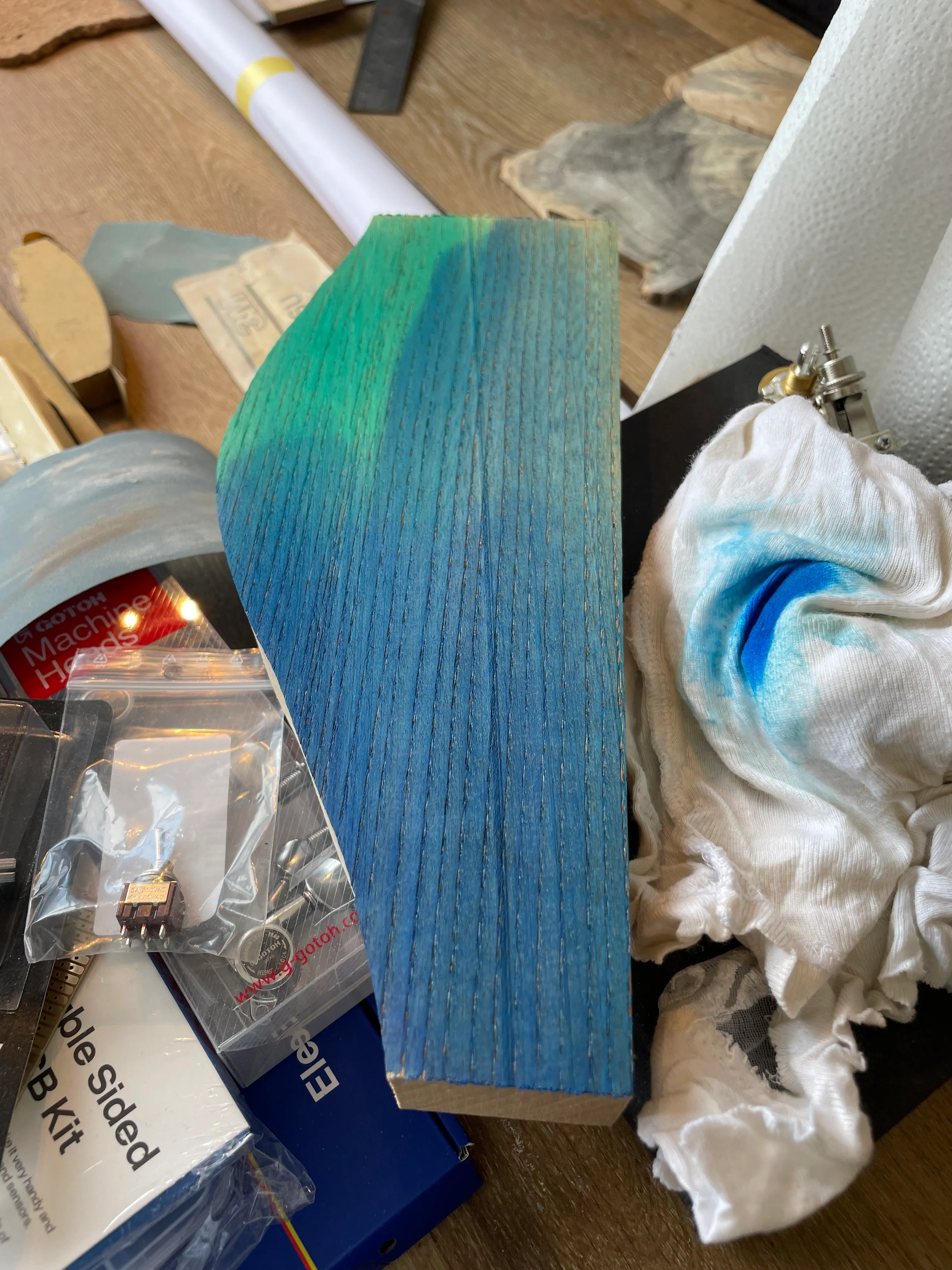 A burst of these two blues is very tempting.