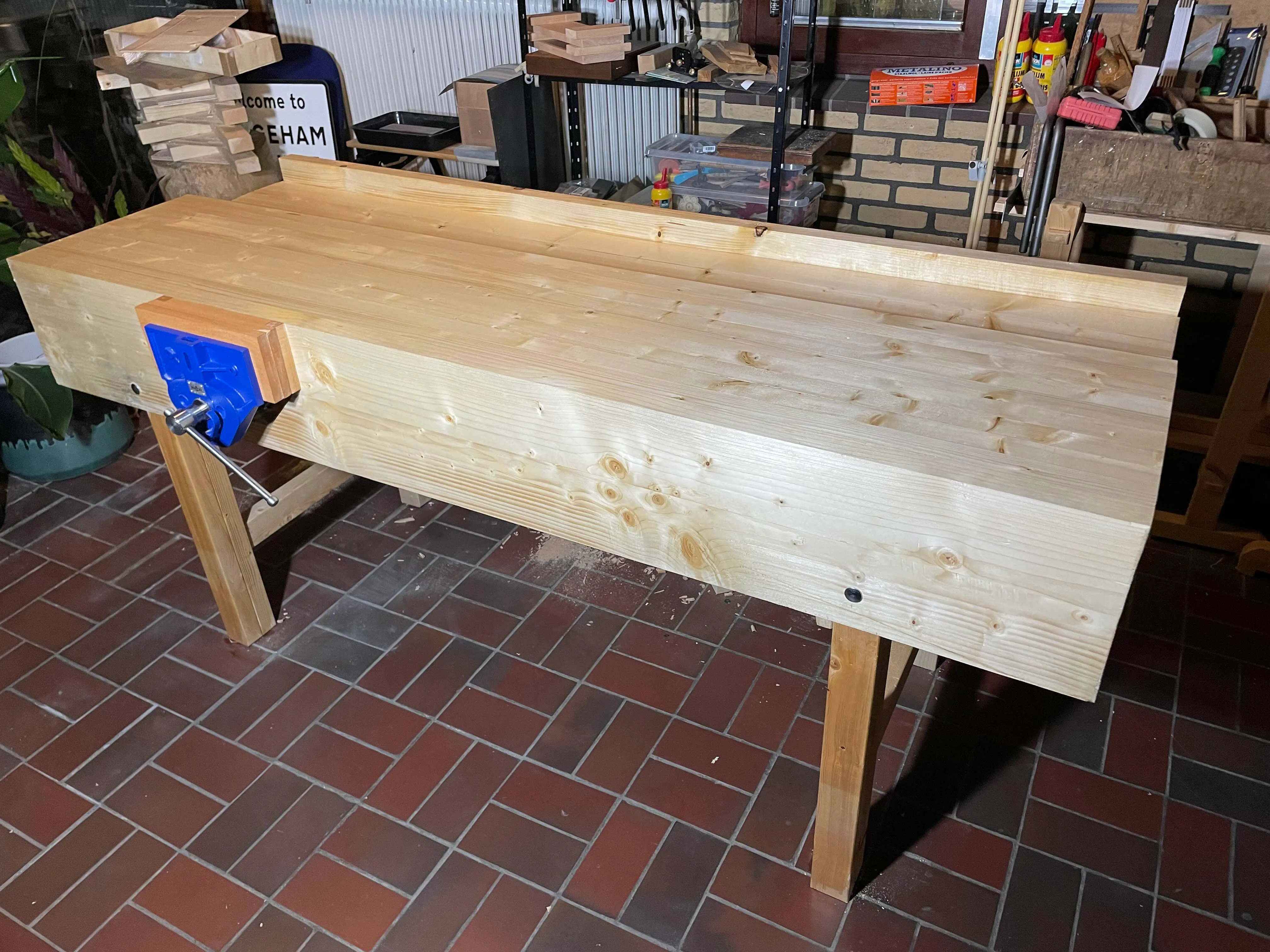 My finished Paul Sellers English workbench